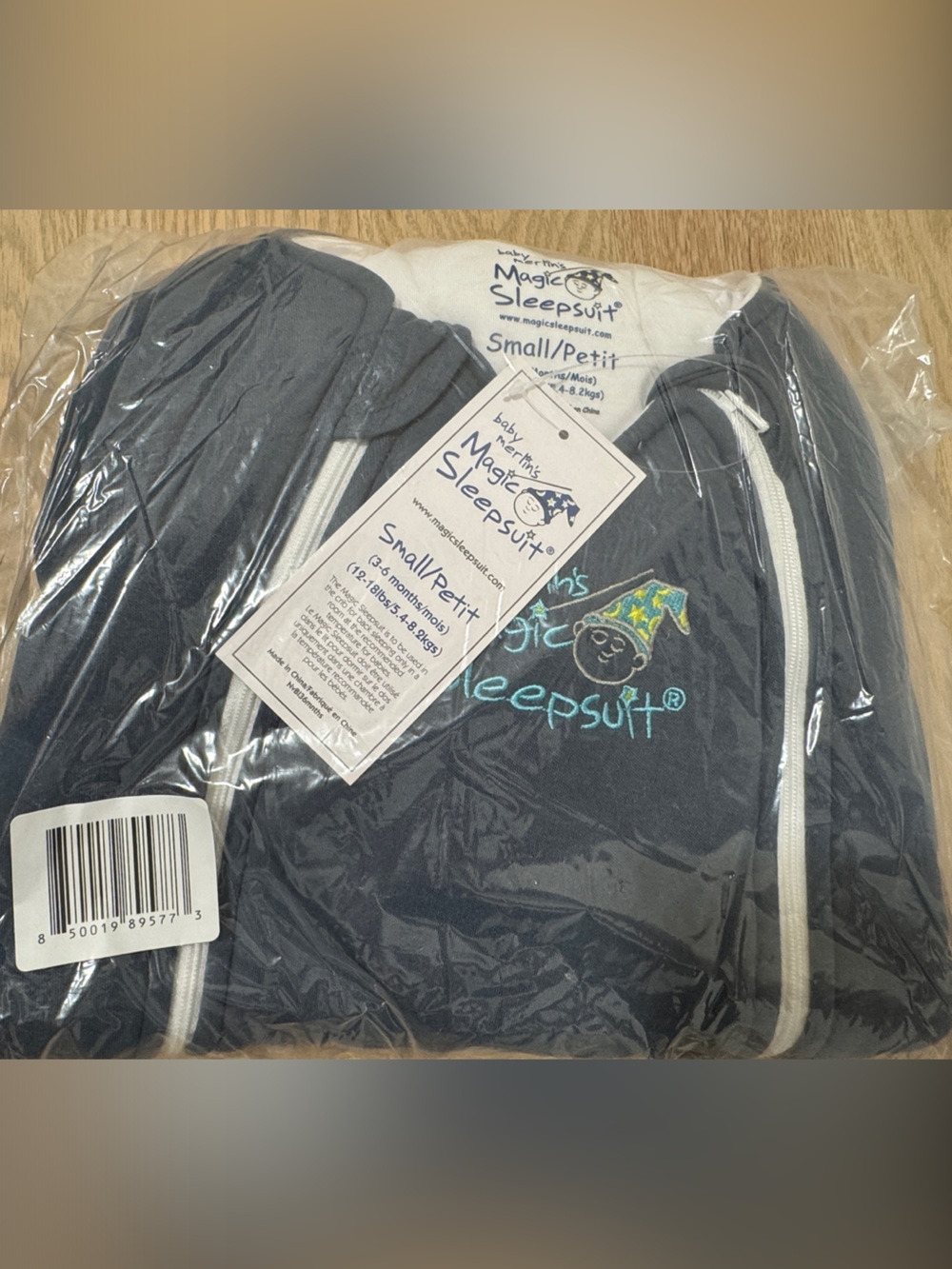 Merlin’s magic sleepsuit - Navy- Small - New 12-18 lbs
